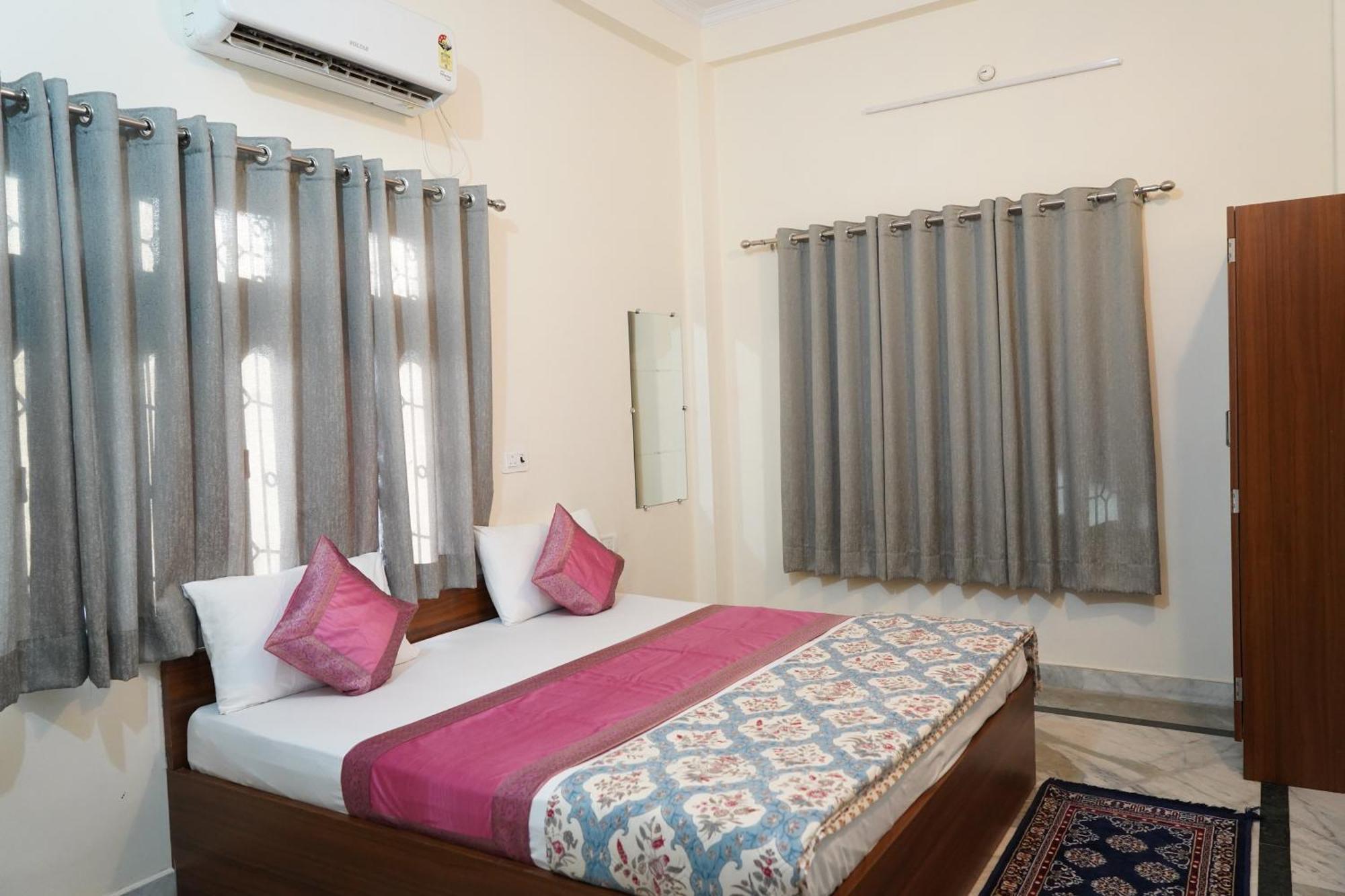 Kashi Paradise Stay Varanasi Bagian luar foto