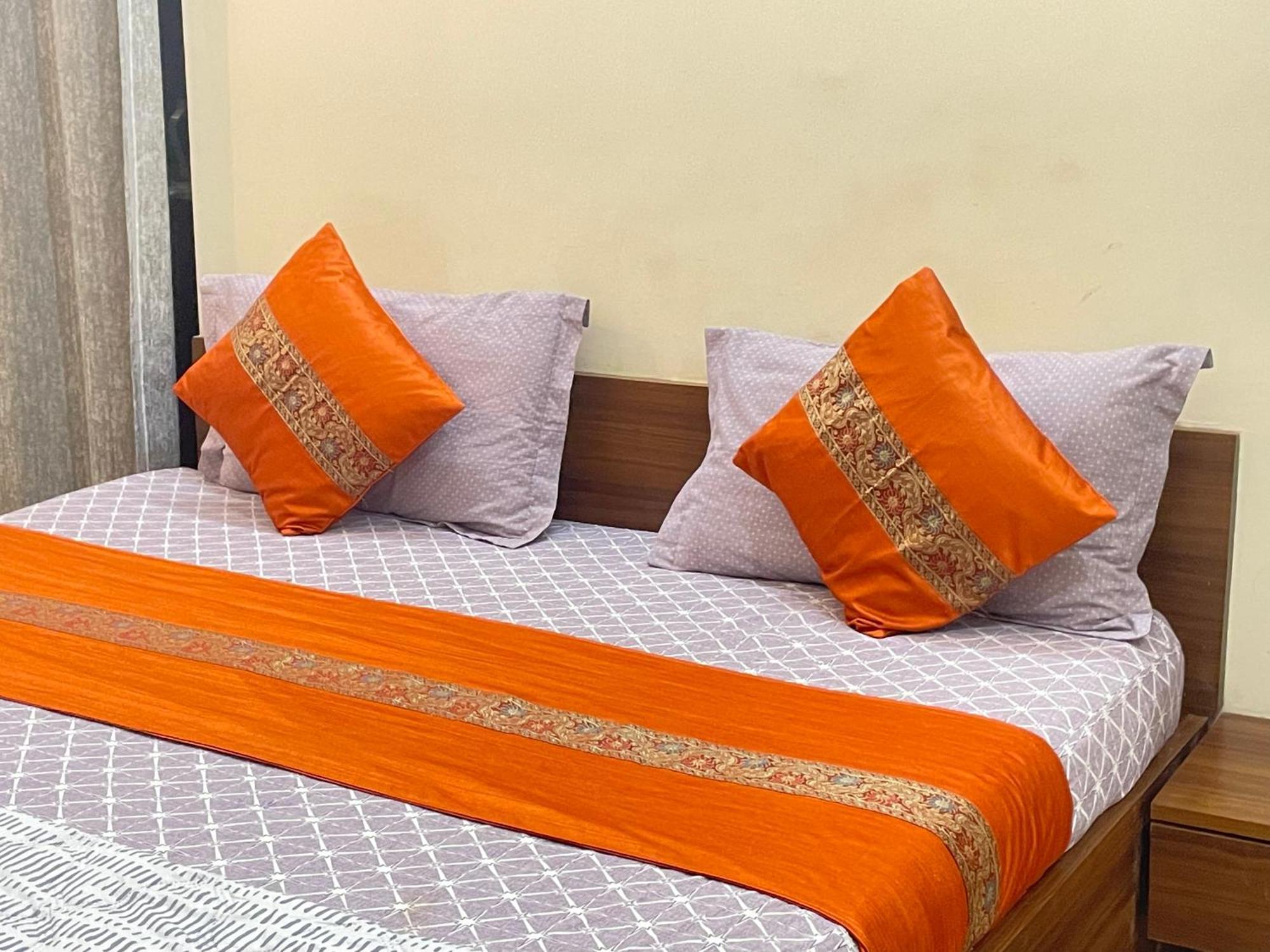 Kashi Paradise Stay Varanasi Bagian luar foto